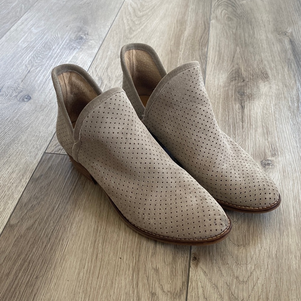 Lucky Brand Kambry Suede Bootie